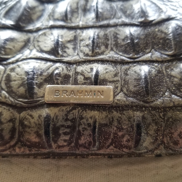 Brahmin | Daisy Melbourne Wristlet - Picture 3 of 9